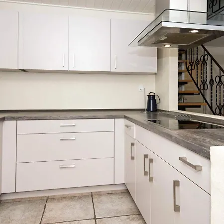 Ferienhaus Five-bedroom Holiday In 15