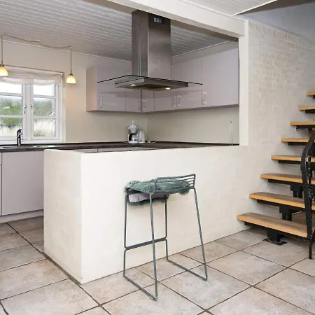 Five-bedroom Holiday In 15 Holiday home
