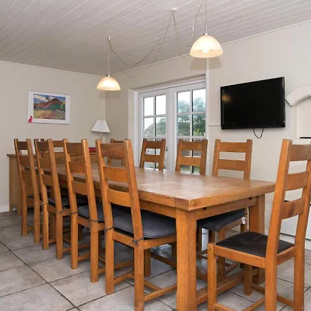 Holiday home Five-bedroom Holiday In 15