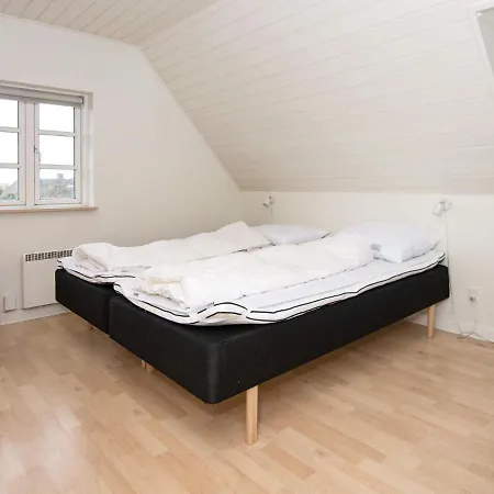 Five-bedroom Holiday In 15 Holiday home *