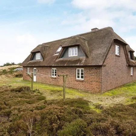 Five-bedroom Holiday In 15 * Blåvand